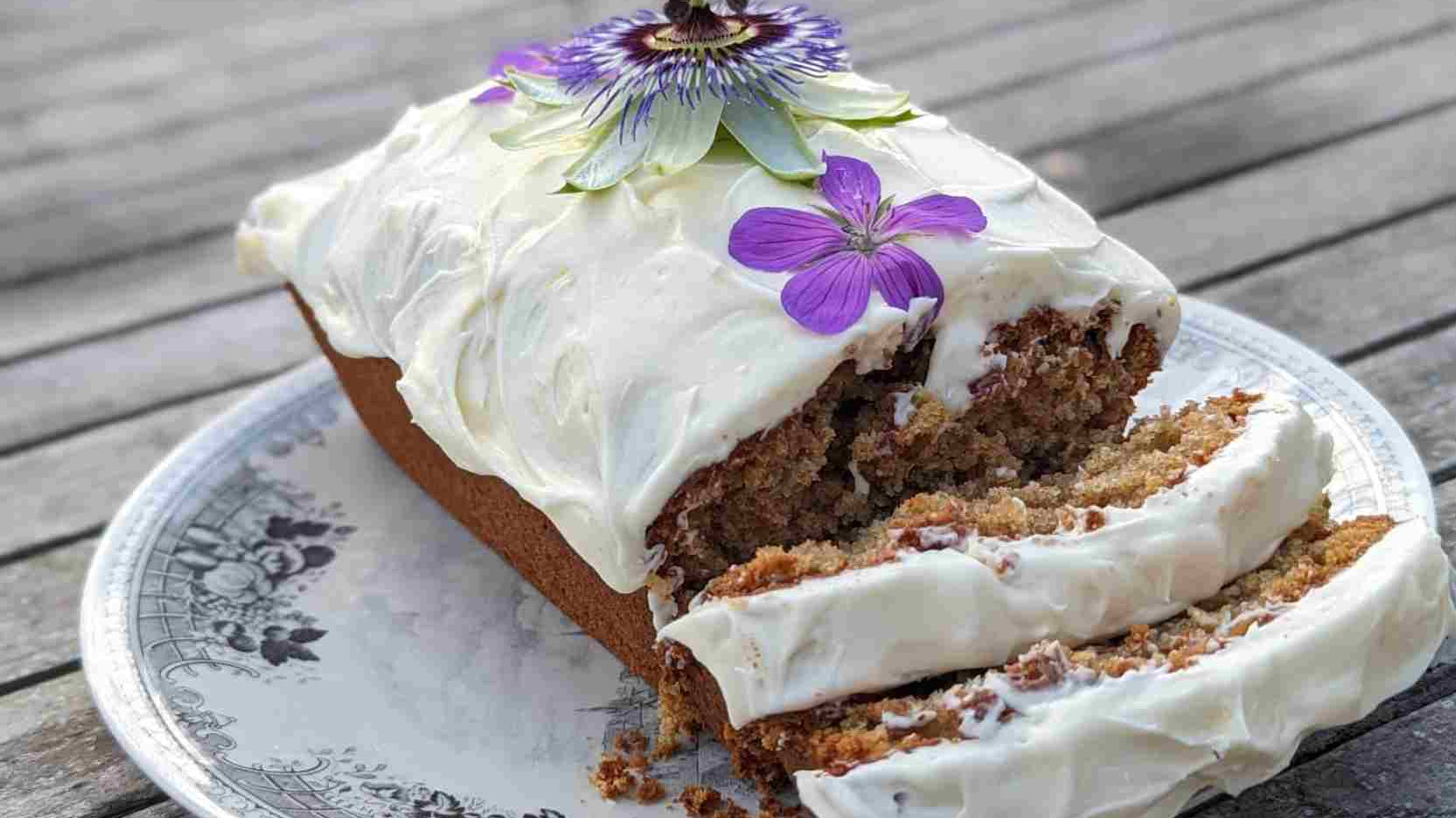 Haxnicks recipes for gardeners easy carrot or courgette cake the best way to use a glut of courgetttes