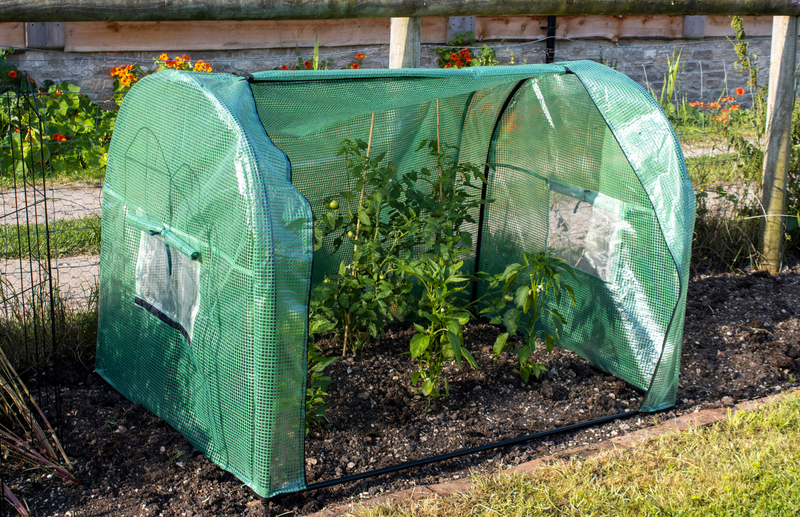 Increase growing space with Compact Grower Frame
